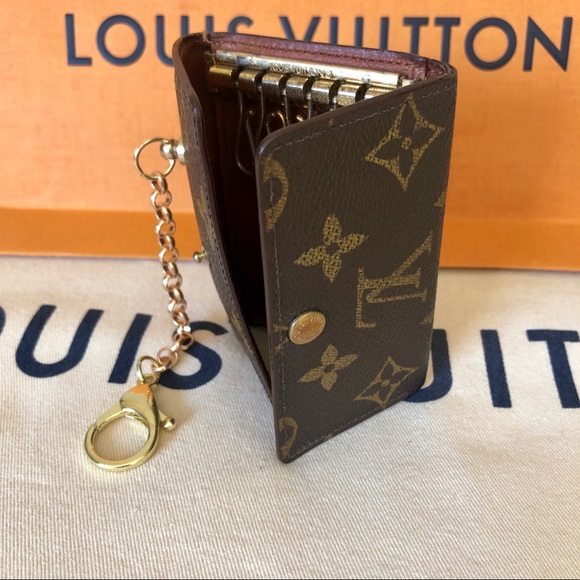 Louis Vuitton Other - Louis Vuitton Brown Monogram 6 Key Case Holder Aut